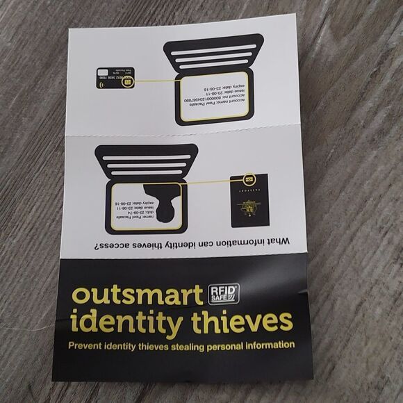 TravelSmith Ladies  RFID blocking wallet  NWT - Picture 7 of 8